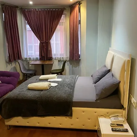Chanel Suits Apartmanhotel Isztambul